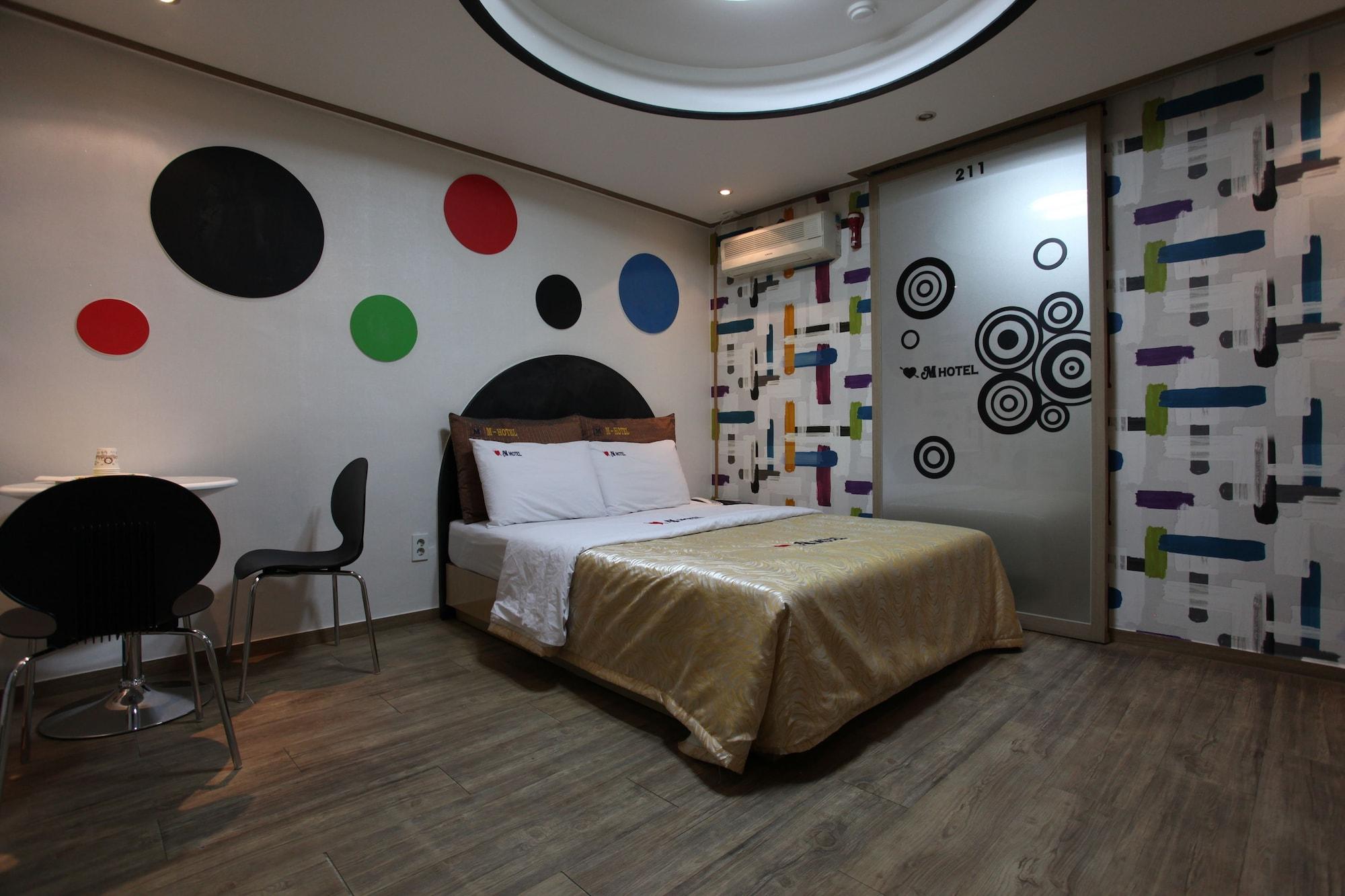 M Motel Songtan Pyeongtaek Exteriör bild